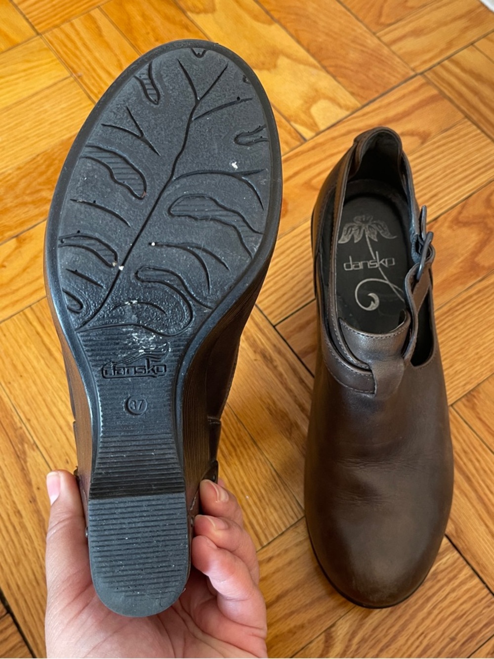 Dansko Brown Leather Wedge Mary Jane Clog - Picture 5 of 6